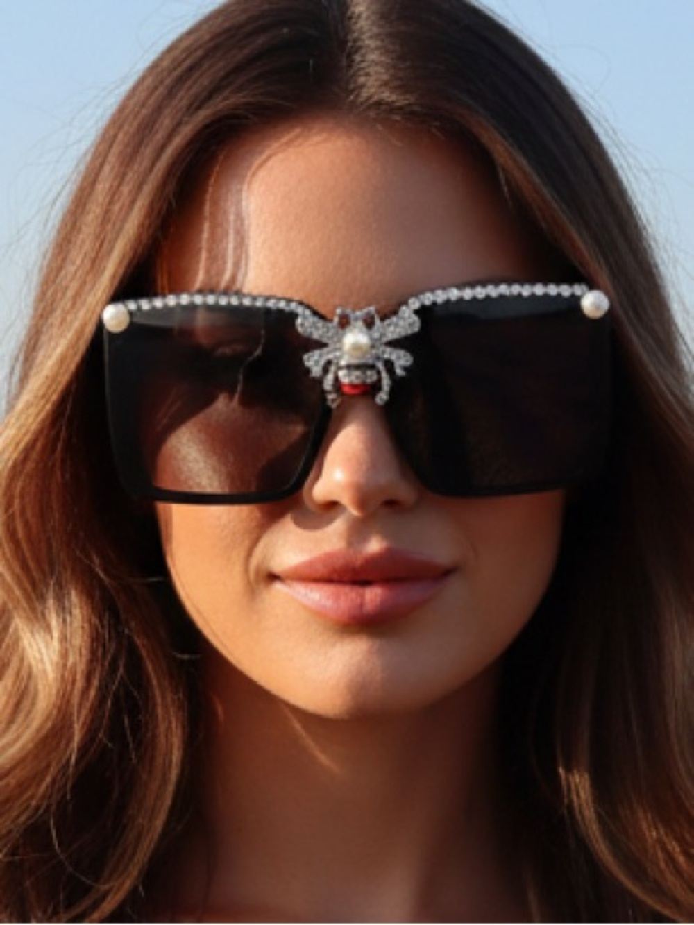Women's Oversized Black Sunglasses with Pearl, rhinestones and Bee Accent‎
